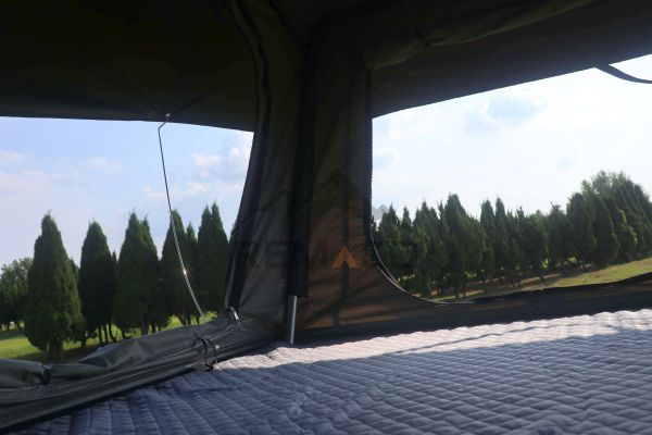 rooftop tent